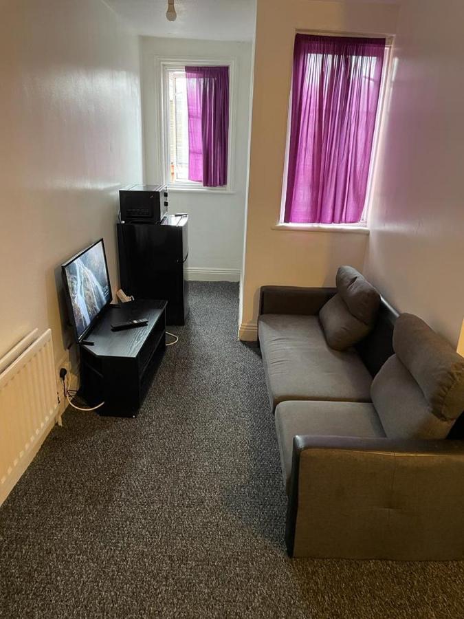 One Room To Stay With Fantastic Host Londres Extérieur photo